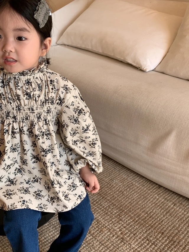 【取寄】frill gather  flower blouse