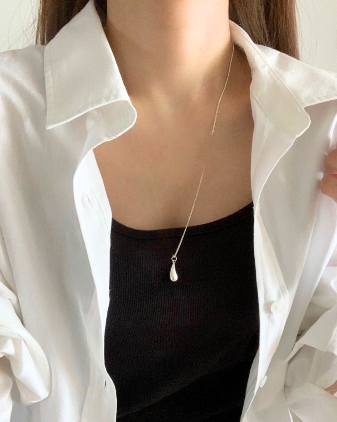 ティアドロップロングネックレス