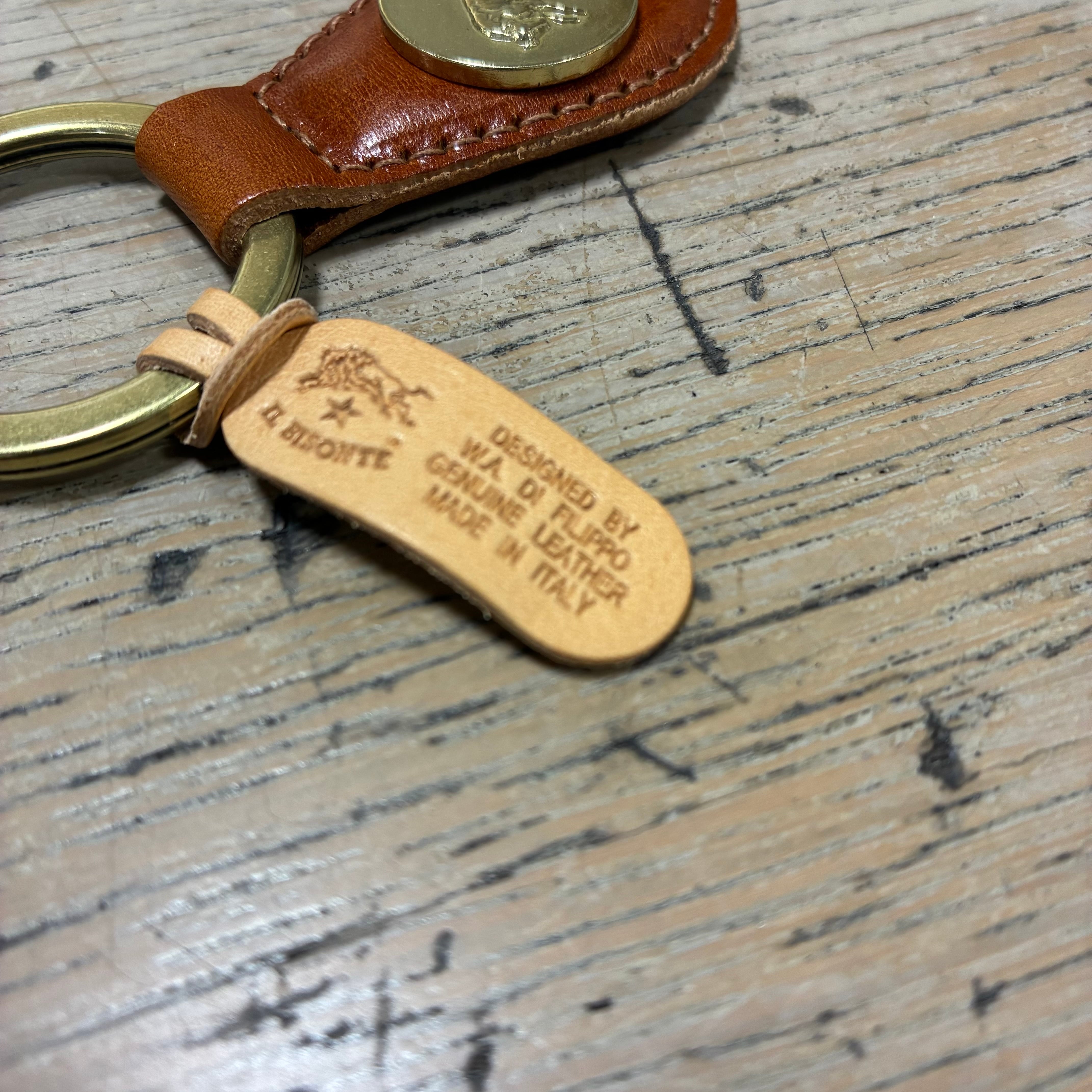 IL BISONTE イルビゾンテ ANTIQUE レザー キーホルダー【54252310550