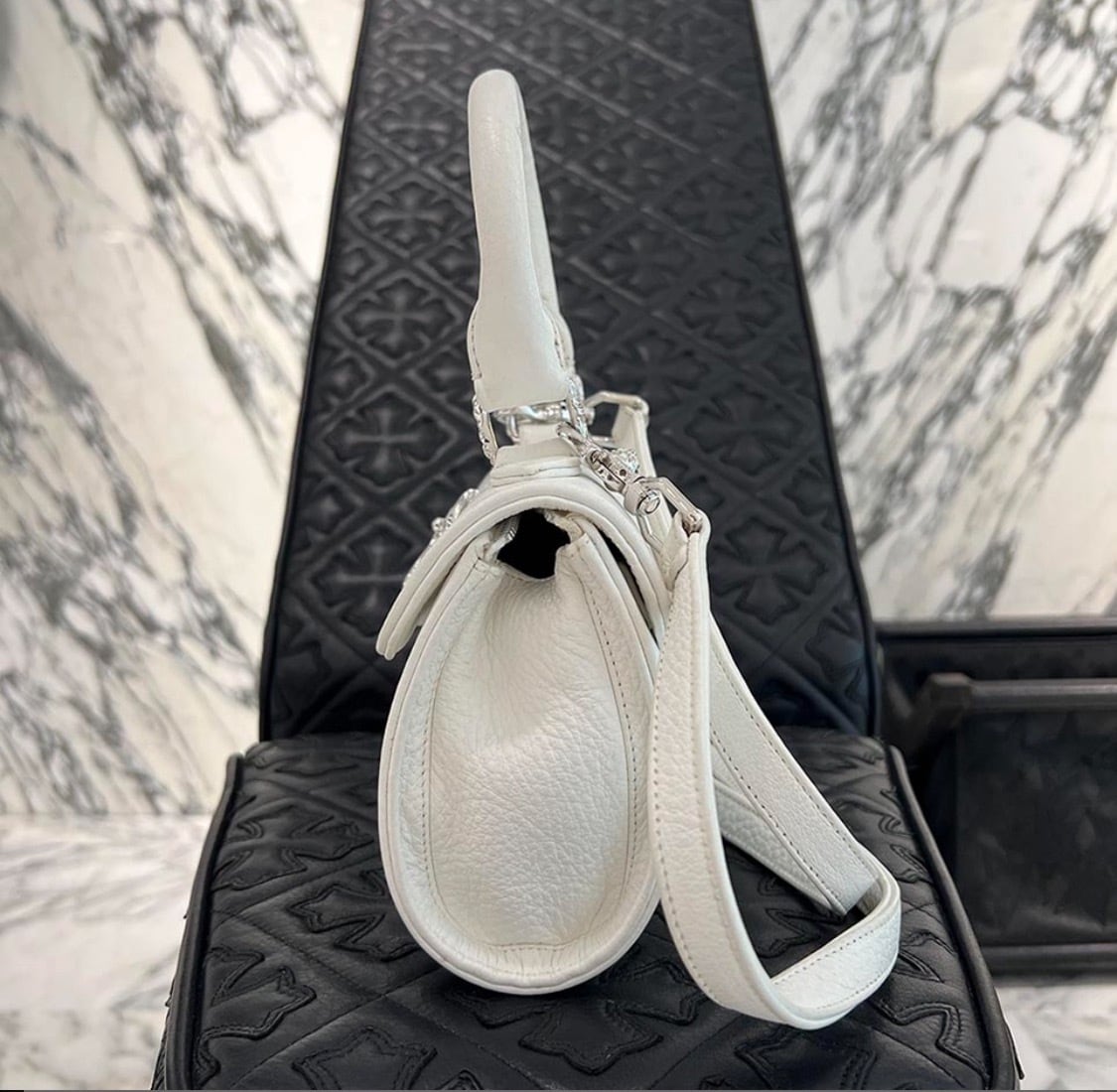 CHROME HEARTS クロムハーツ DOG ADAMS Silver Cross Leather Shoulder