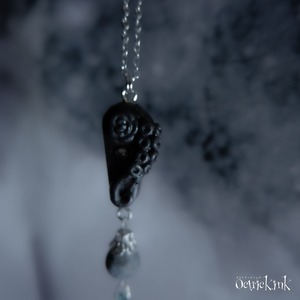 KRAKEN 闇の底 魔除けネックレスC｜KRAKEN From the Depths of Darkness - Amulet Necklace