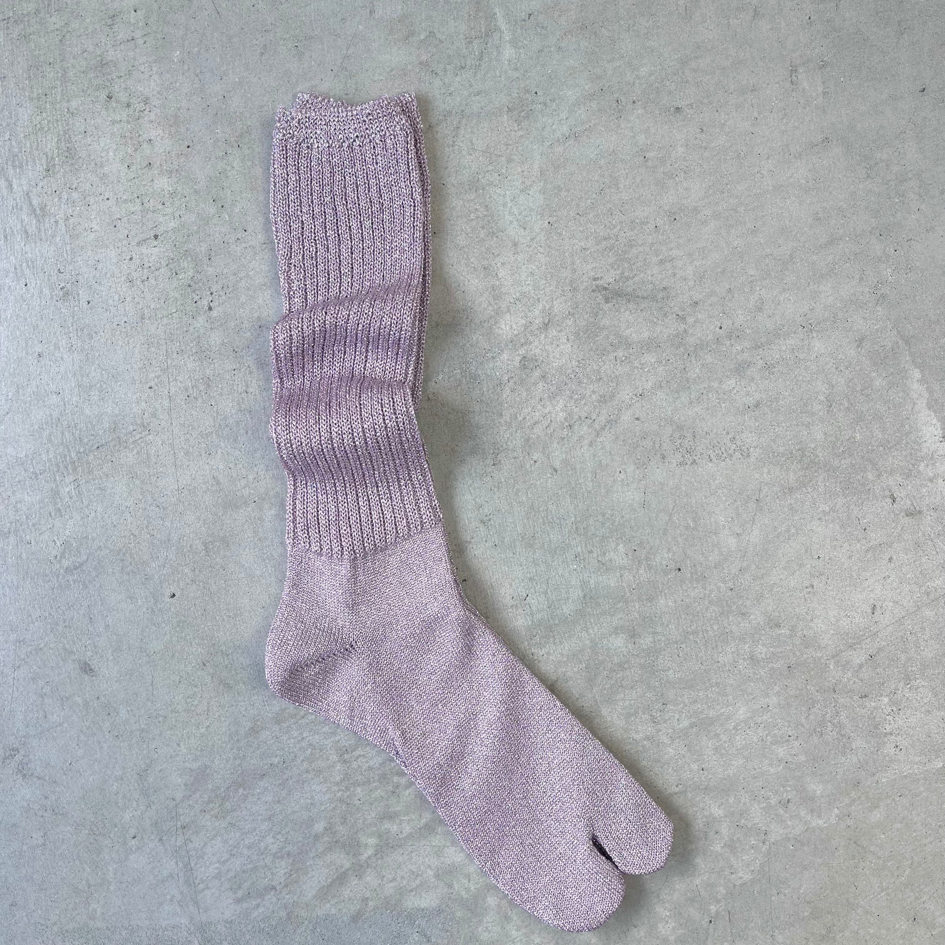 FAKUI / 【22−24cm】lame tabi loose  socks FK-149