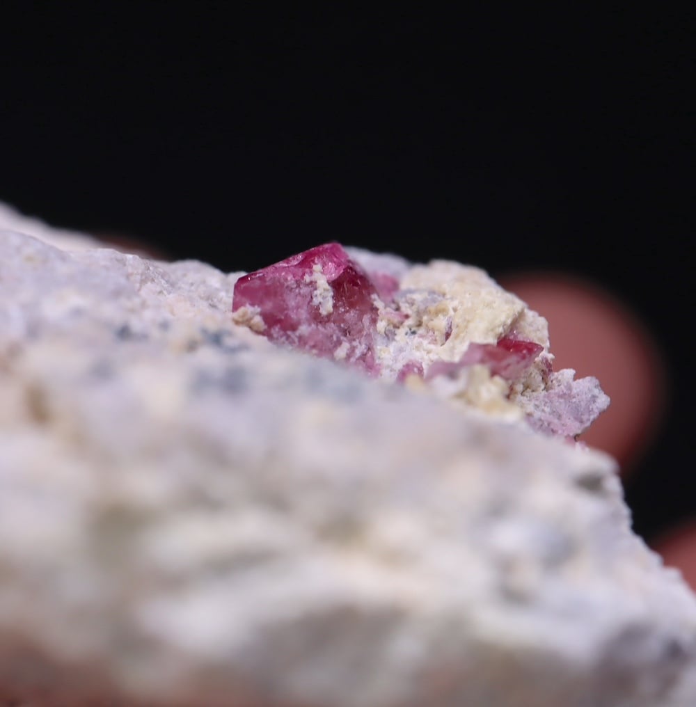 レッドベリル レッドエメラルド 20g RB040 鉱物 天然石 パワーストーン