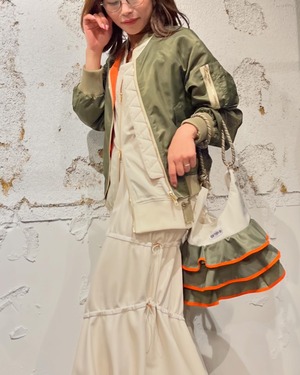 リズレイ　RISLEY risley　肩掛けMA-1