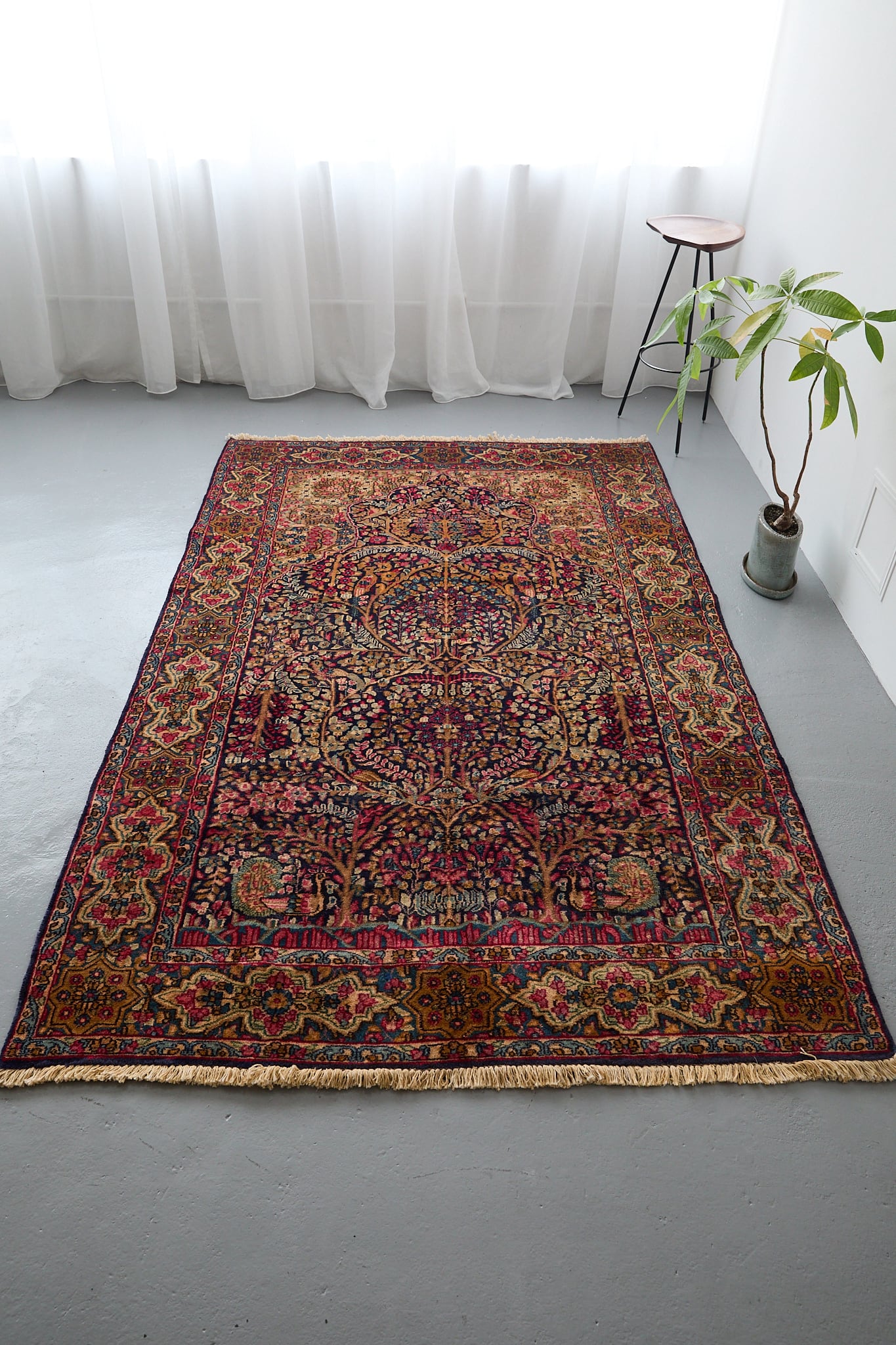 ヴィンテージラグ　パキスタン産　トライバルラグ(283×153cm) ベージュ ヴィンテージラグ パキスタン産 トライバルラグ(283×153cm) ベージュ