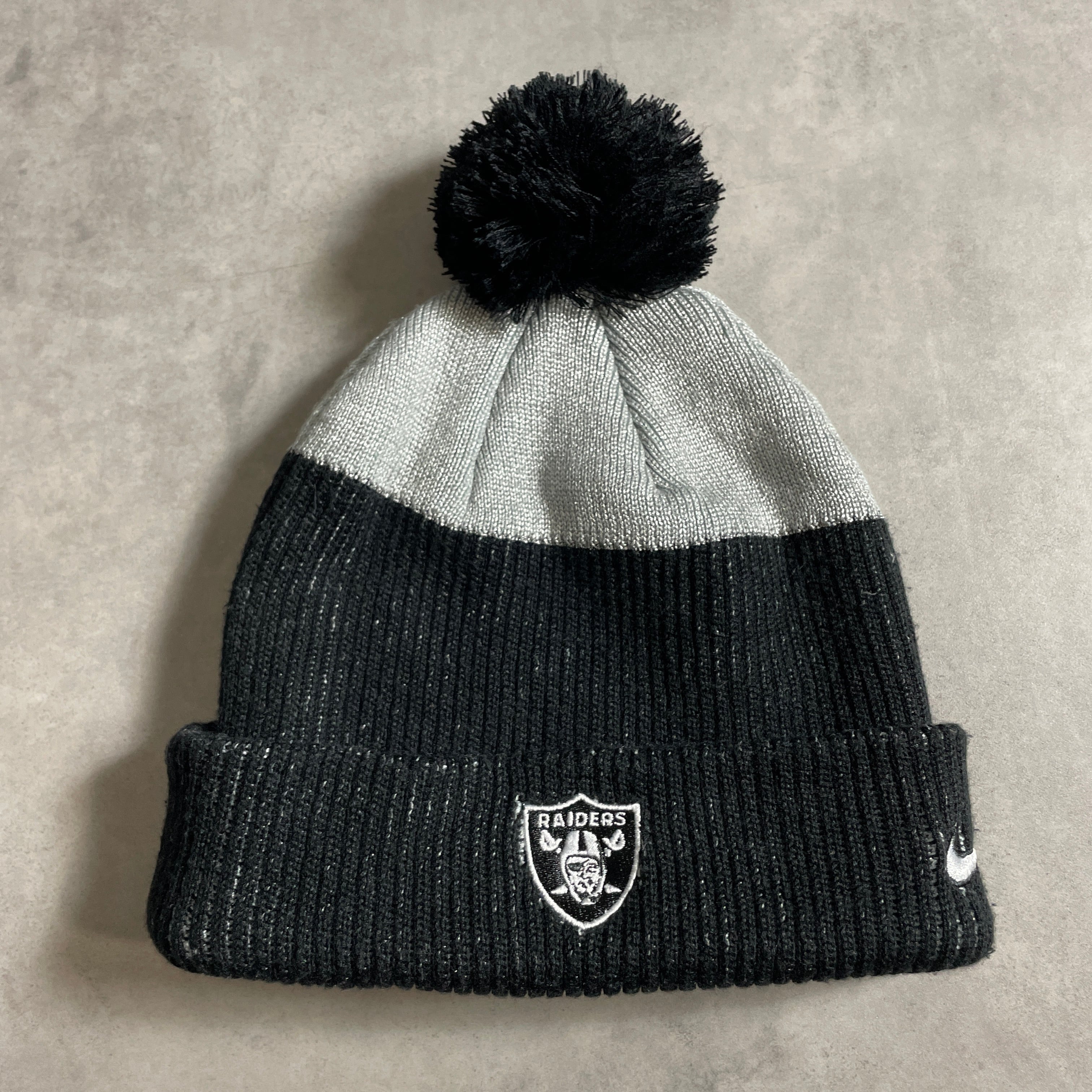 00s NIKE RAIDERS レイダース ボンボン ニット帽 ビーニー