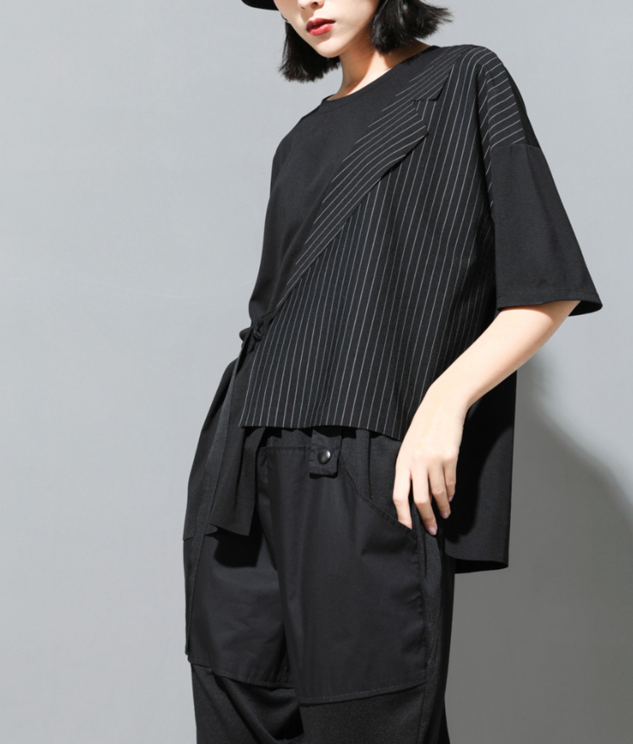 ミッドナイト・メイヴン　デザインTシャツ　M26076