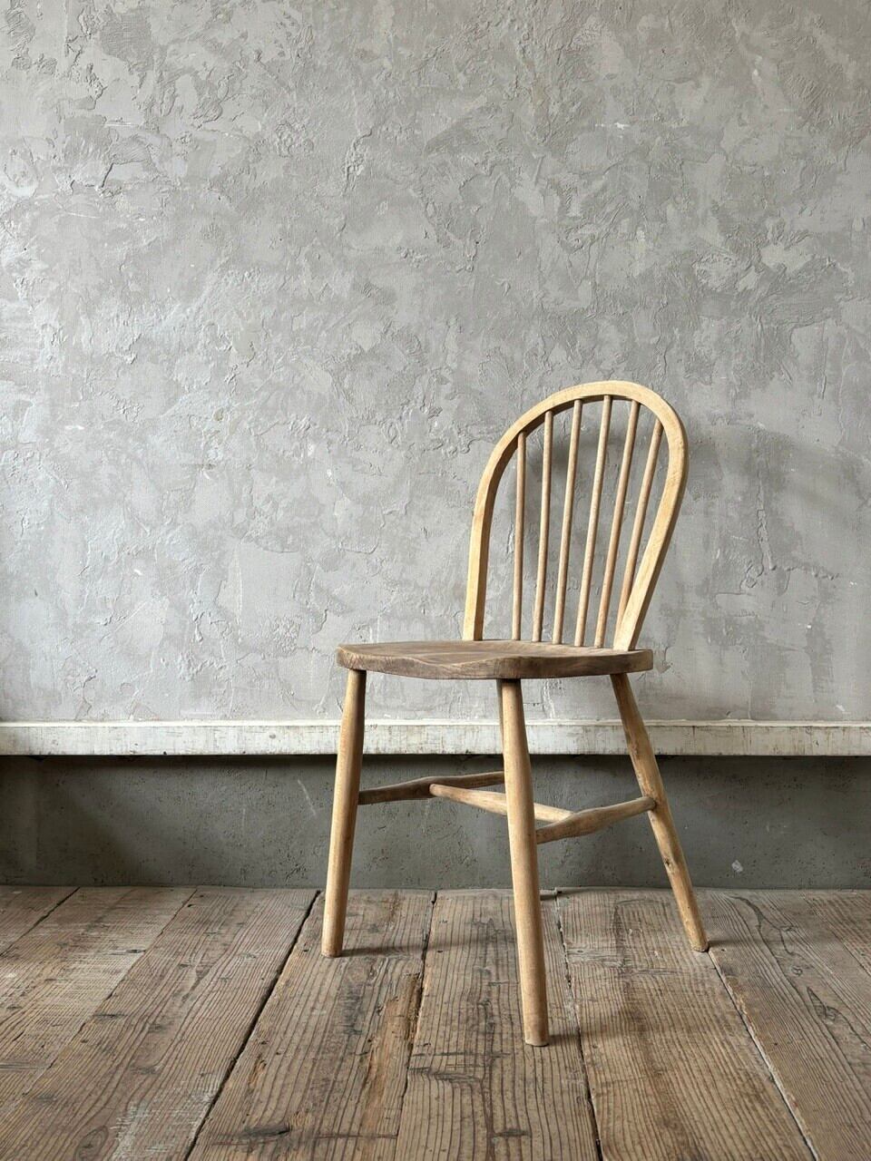 Chair (A27-112a)
