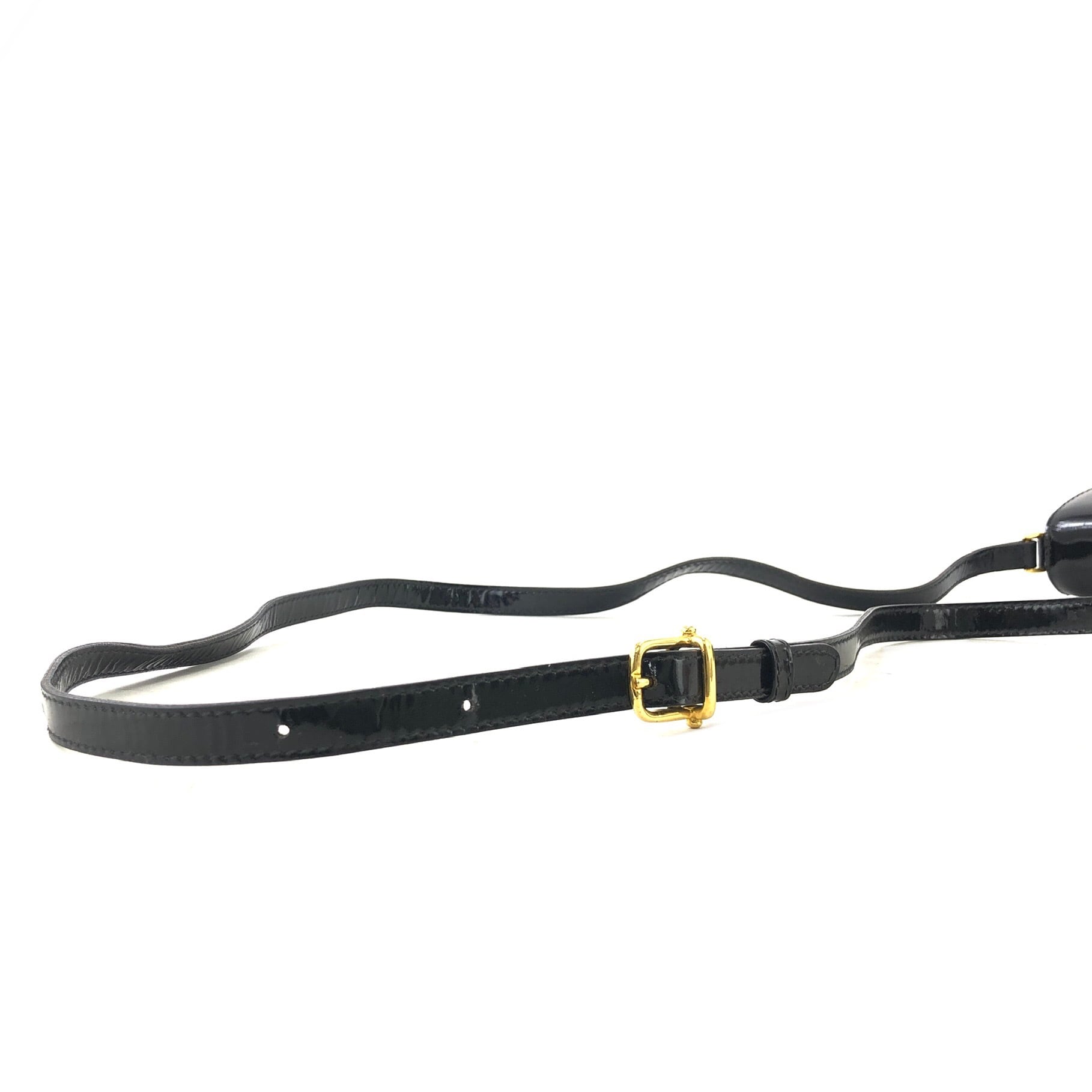 CELINE セリーヌ カデナ ターンロック ロゴ エナメル パテント クロス