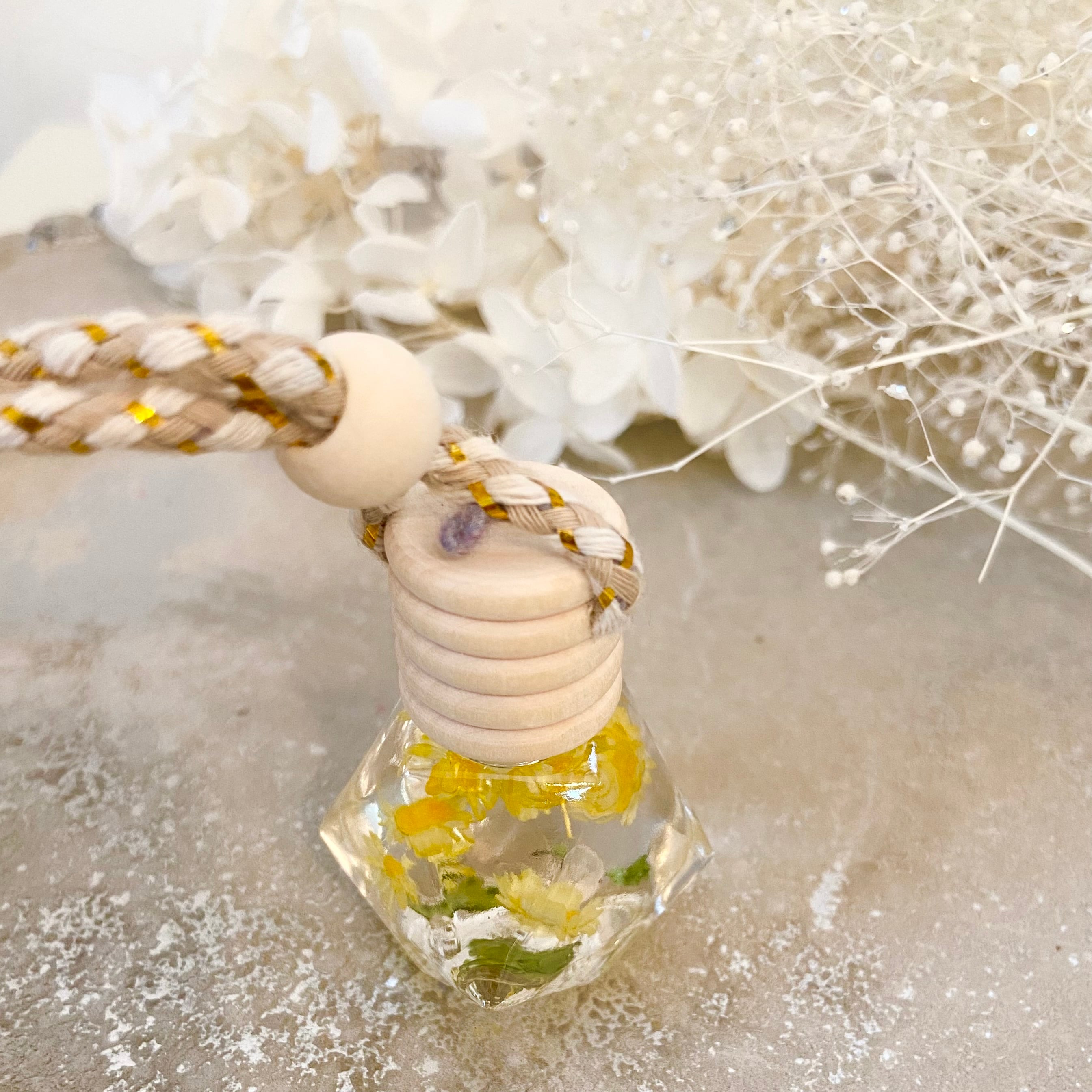 ハーバリウムdeオリジナルcharm✩︎⡱【イエロー】 | フラワー雑貨 coyumi