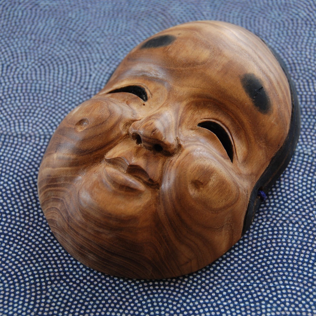 茶色の能面 7 茶色の能面 7