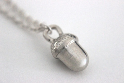 Acorn / Vintage Charm Necklace