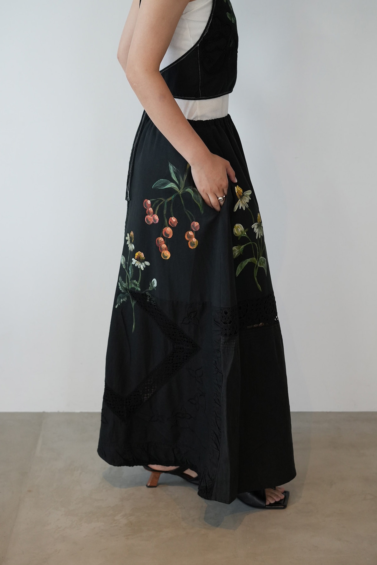 vintage lace skirt cherry