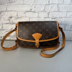 LOUIS VUITTON ルイヴィトン ソローニュ モノグラム レザー ショルダーバッグ ブラウン A-9831