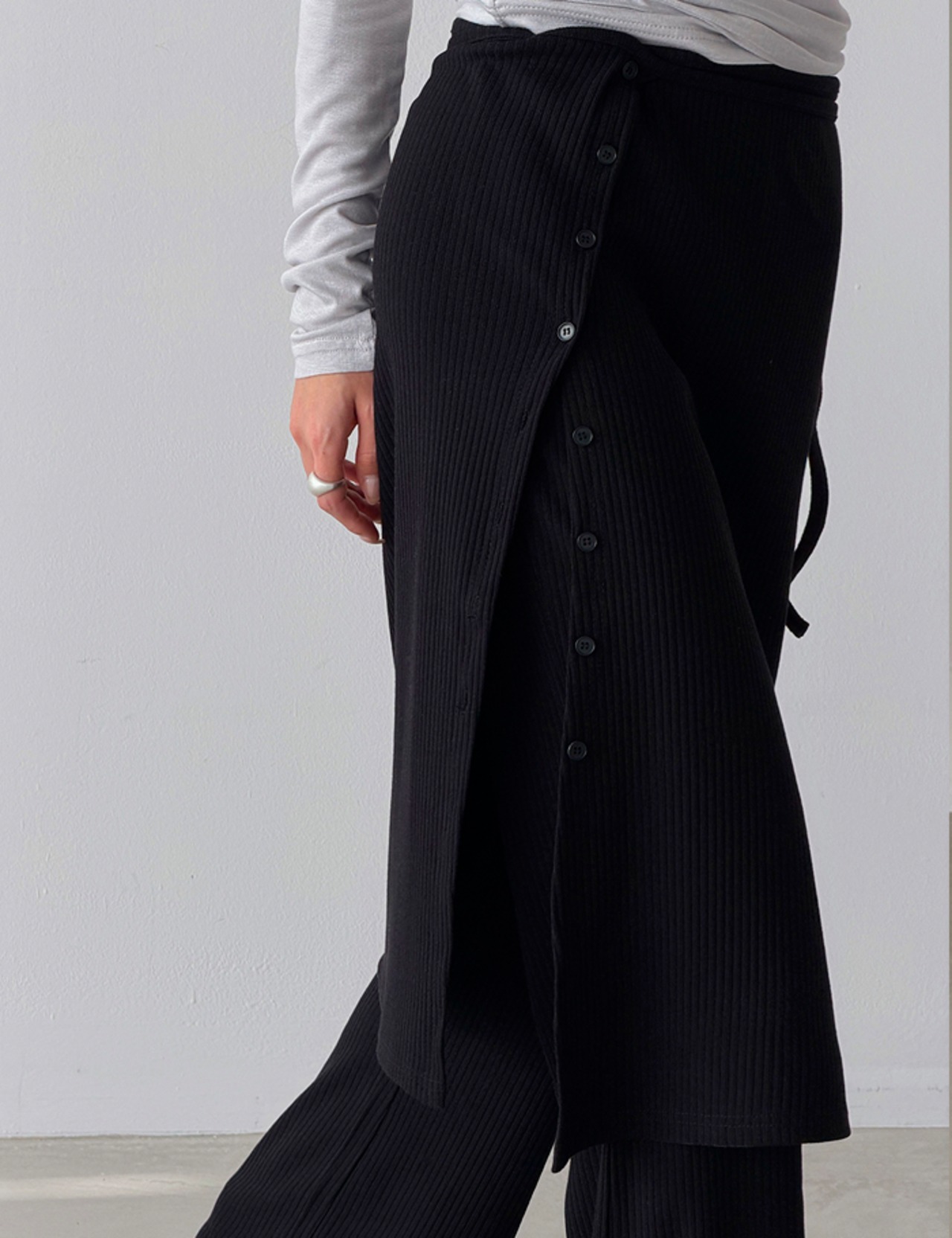 【新作5％OFF・3日間】Layered Skirt Pants_3colors