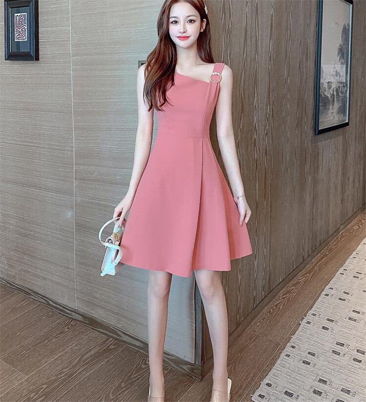 外出活動もおしゃれに 早い者勝ち エレガント 夏 中・長セクション 新作 イレギュラー 袖なし