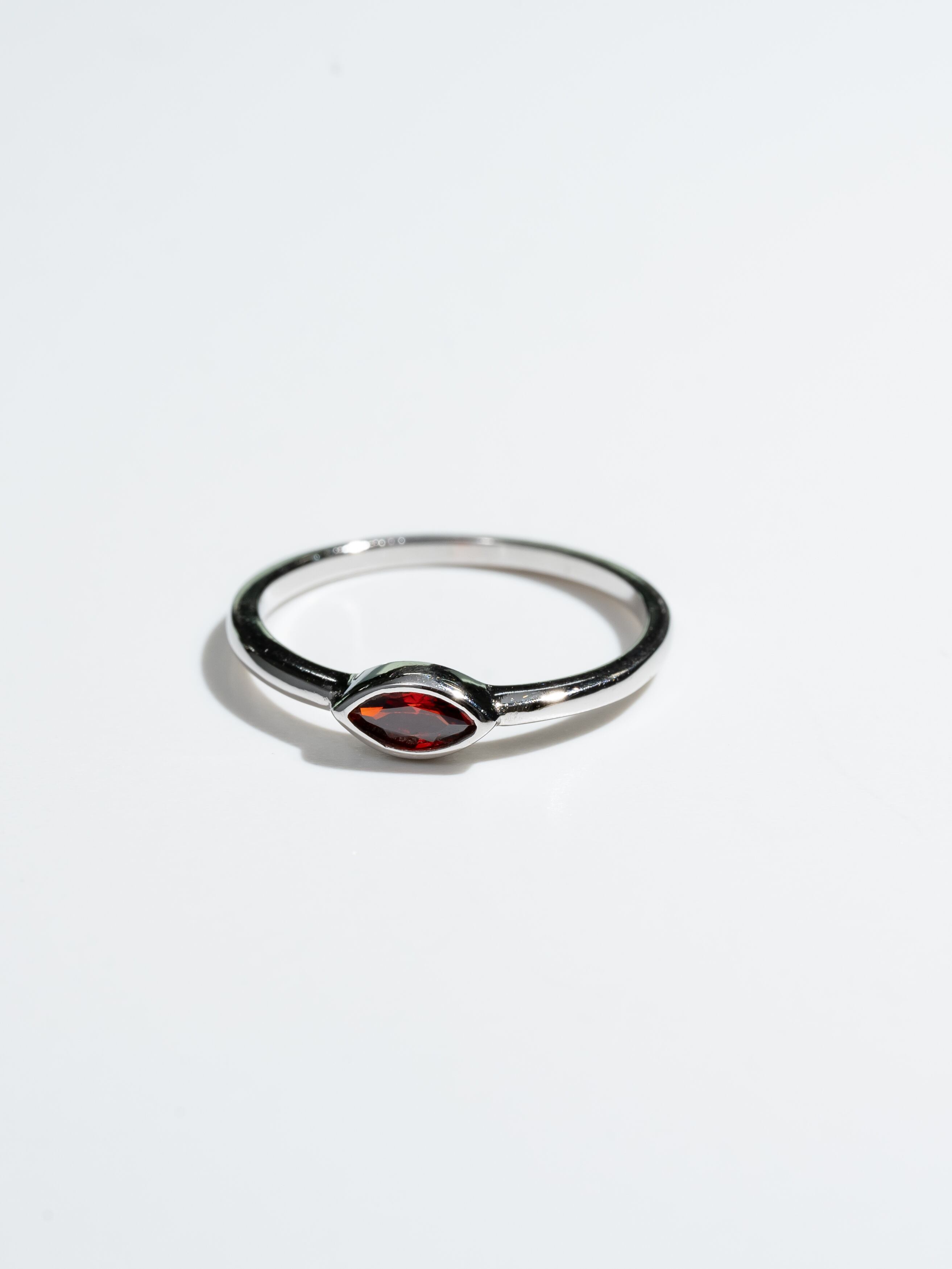 Vintage sterling silver minimal garnet ring