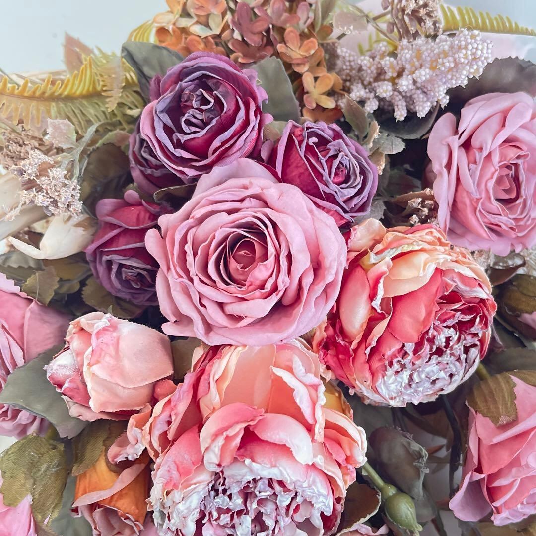 ドライ風アーティフィシャルフラワースワッグ チューリップとカラーの