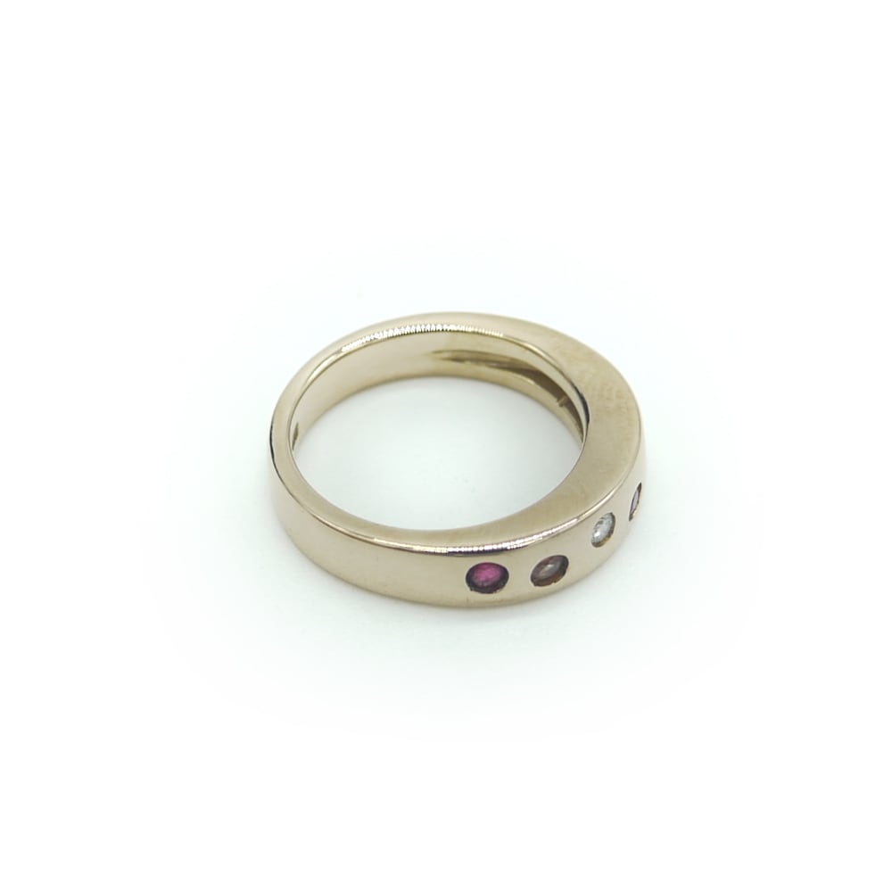 4℃ K18 ルビー ダイヤモンド デザインリング 18金 指輪 8号 Y02597