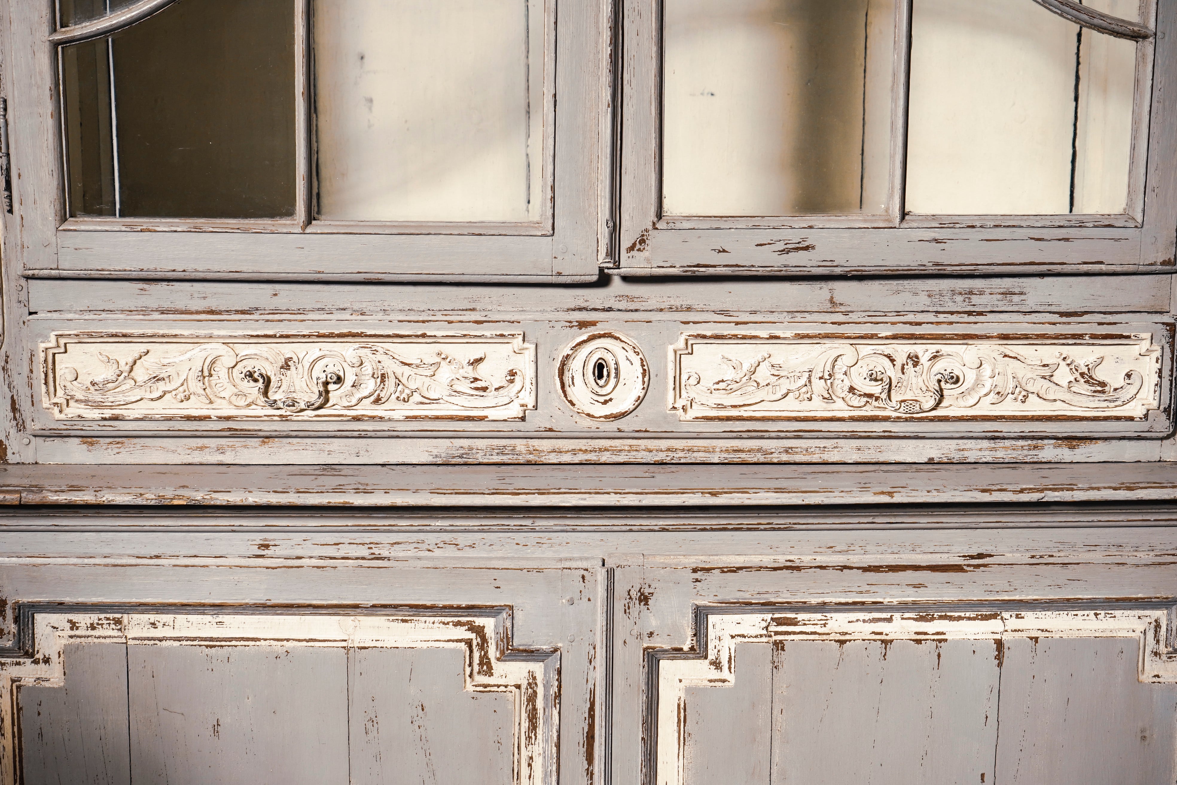 キャビネット/フレンチガラスキャビネット/シャトー家具/ペイント