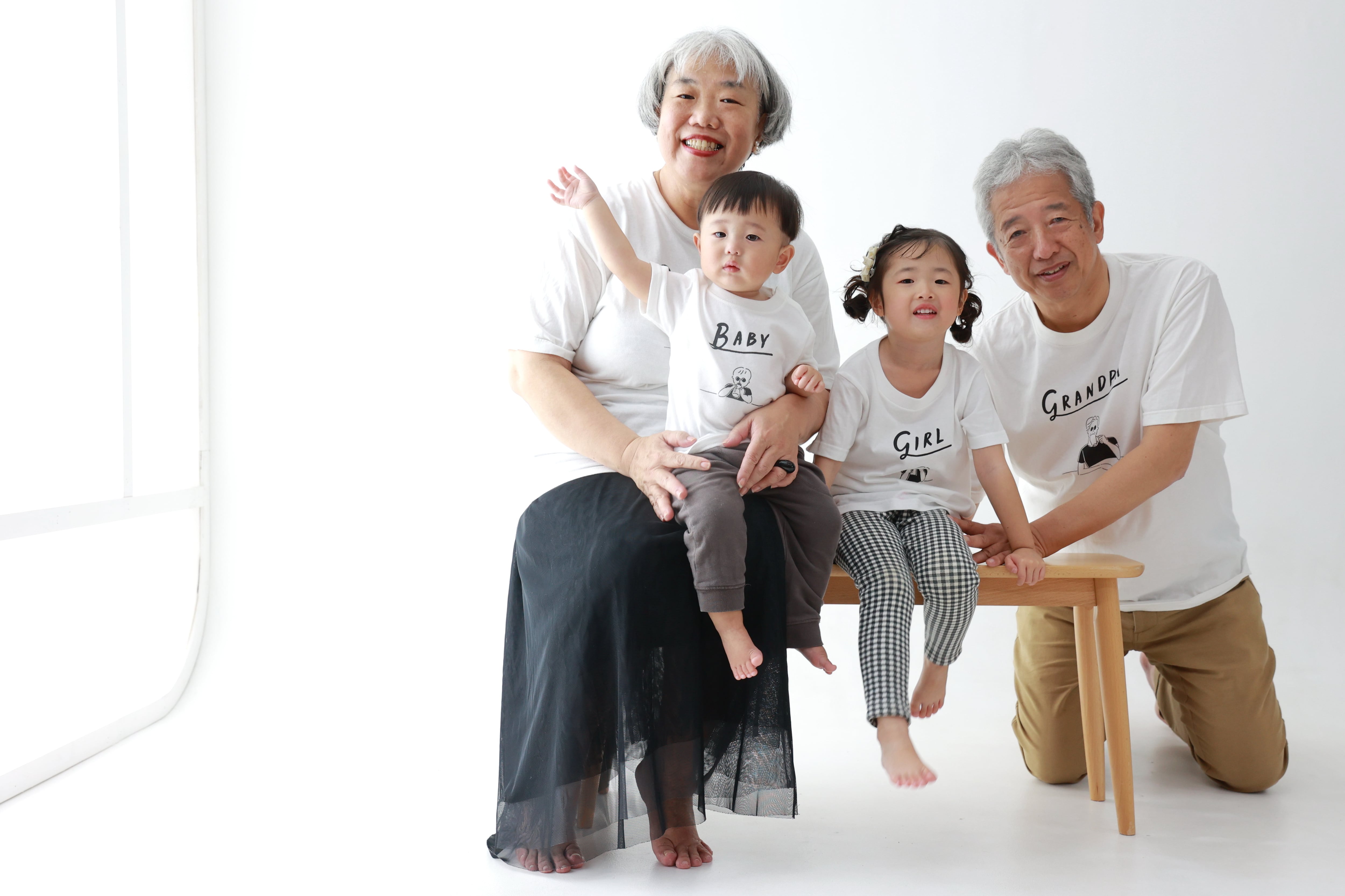 親子ペアTシャツ 】敬老の日 | おじいちゃん | おばあちゃん | 黒木