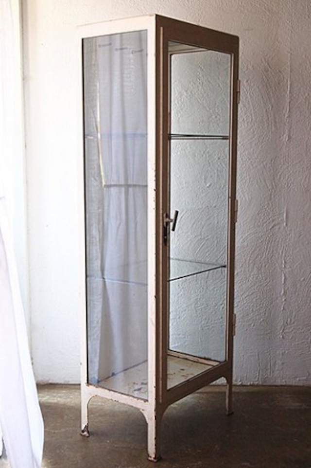 ドイツ.白い鉄のケビント-vintage metal cabinet