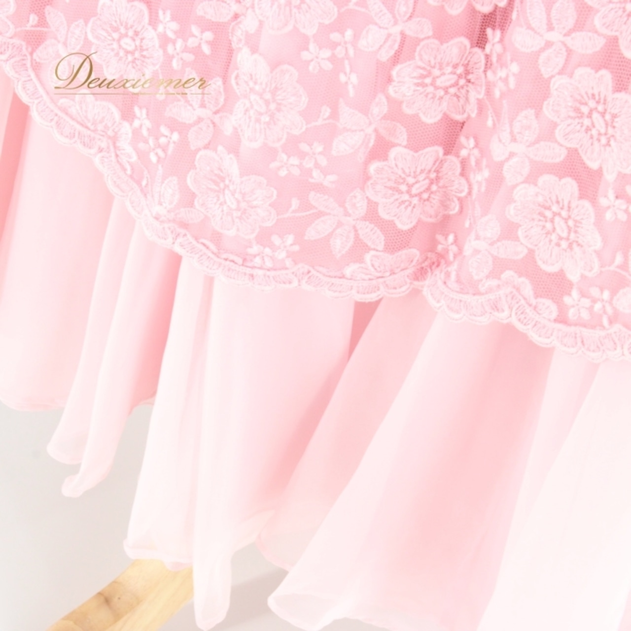 社交ダンス 衣装 スタンダード ドレス ワンピース ステージ衣装 パーティドレス レディースリボン ピンク系 花柄 レース 派手 長袖 かわいい 華やか 上品 繊細 シック スタイルアップ かわいいドレス フェミニン パーティー衣装 ダンス衣装 春 夏 おしゃれ レディース服 ワンピースドレス フラワー レースドレス 舞台衣装 楽しい 着心地よい プリンセス感