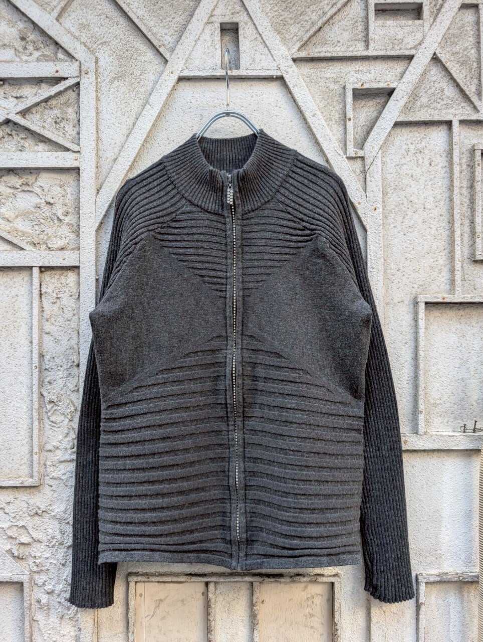 "ZIP UP RIB KNIT"