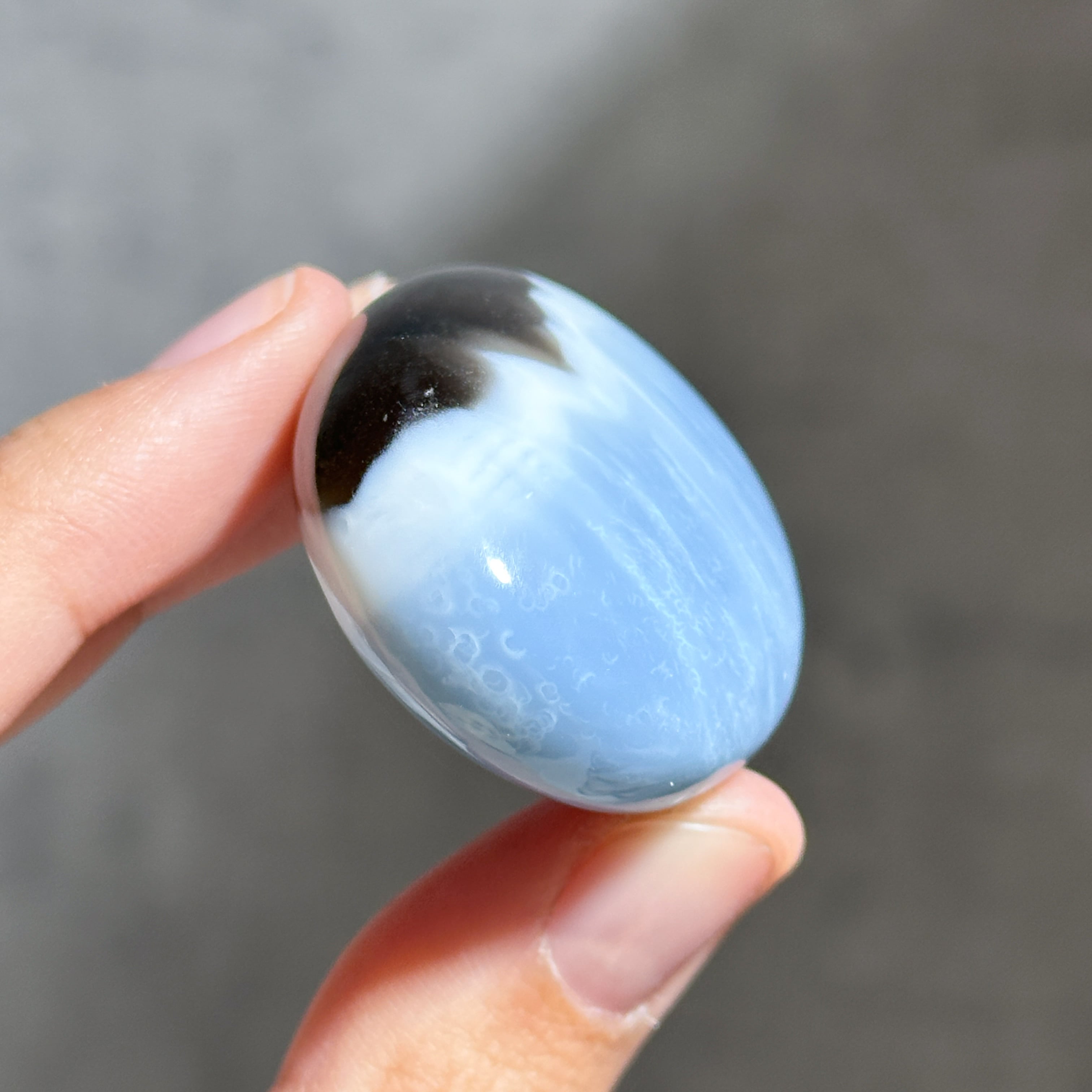 ブルーオパール パーム61◇ Blue Opal ◇ 天然石・鉱物