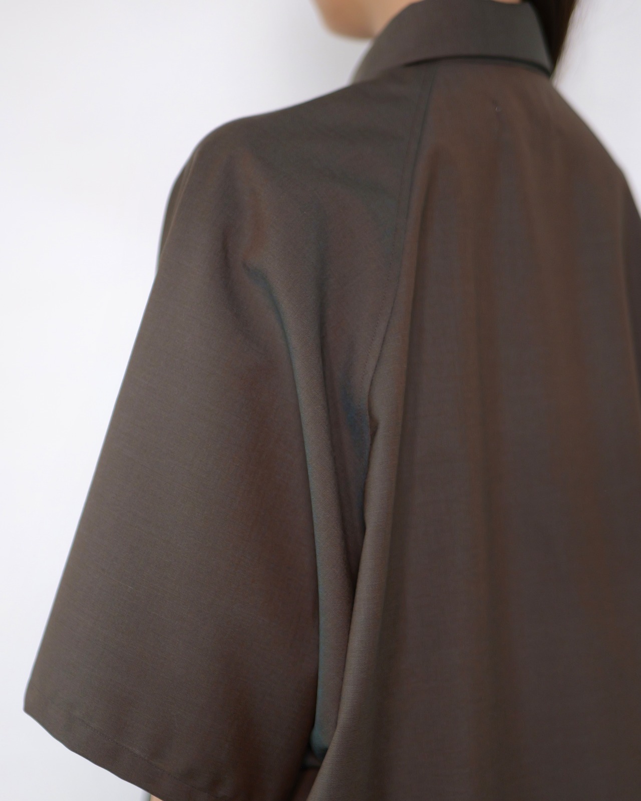 itochi - Wool & Kid mohair Tropical half sleeve shirt ：iridescent brown｜玉虫色トロピカル／キッドモヘア混／ションヘル織機