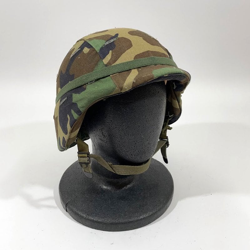 米軍　実物PASGT HELMET サイズLフリッツヘルメット　83年　送料無料