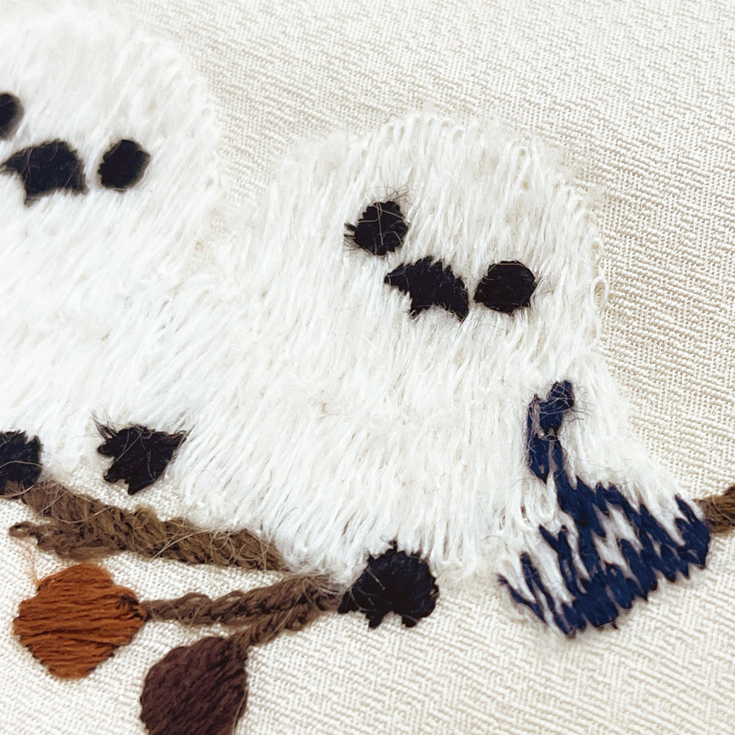 刺繍柄 九寸名古屋帯 シマエナガ 未仕立て 6-2364 | 5291ban