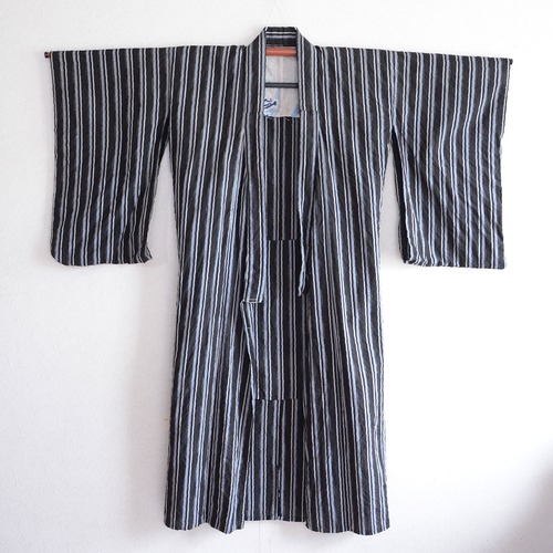 古布木綿着物ローブ手ぬぐい裏地黒縞模様ジャパンヴィンテージ昭和リメイク素材 | kimono robe long black cotton stripe lining tenugui japanese fabric vintage