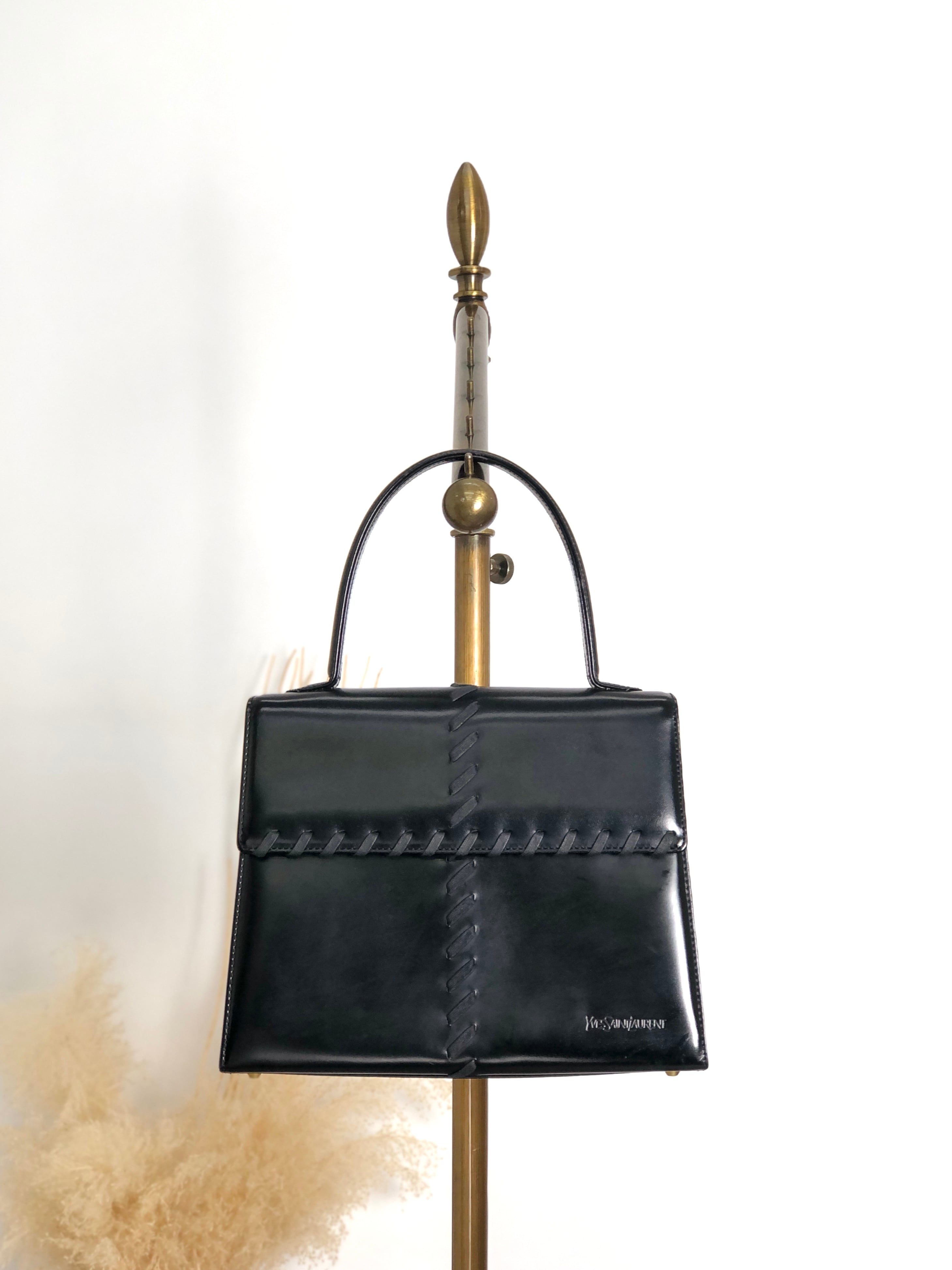 Yves Saint Laurent イヴ・サンローラン ハンドバッグ ブラック