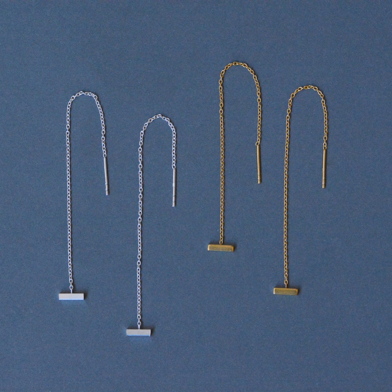 vertical  ピアス シルバー