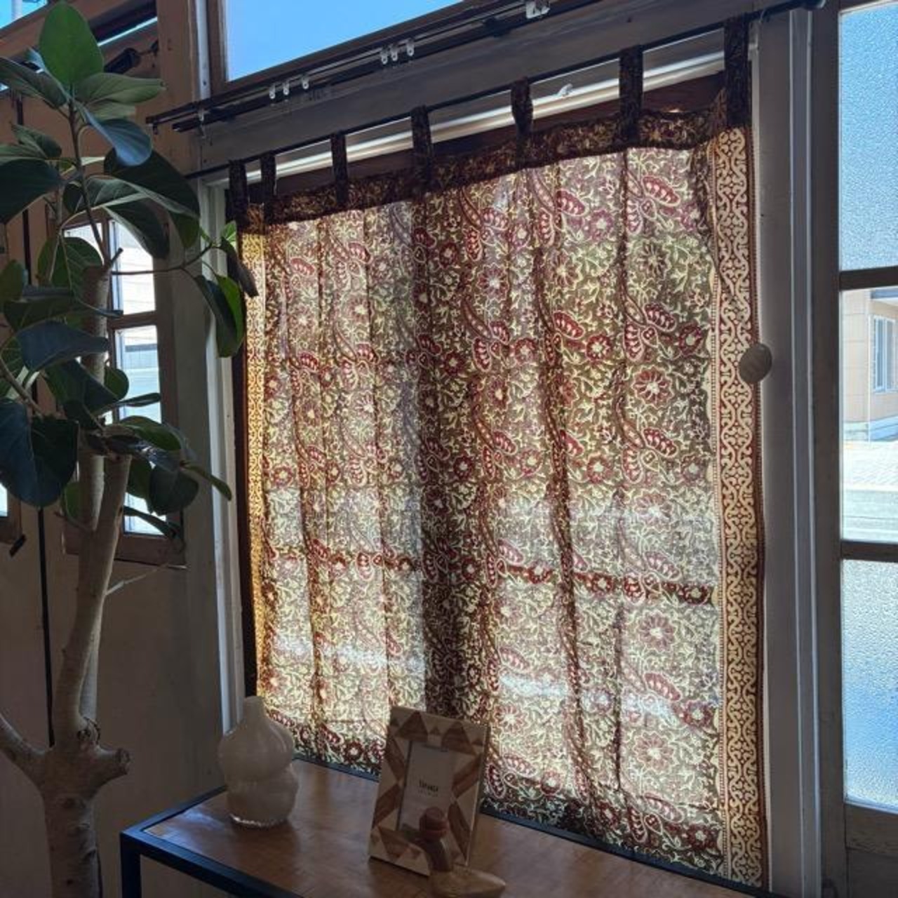 India Bagru print curtain　インド　バグループリントカーテン　105×178cm　ブラウン　カーテンポール　暖簾　レースカーテン　木版プリント　草木染め