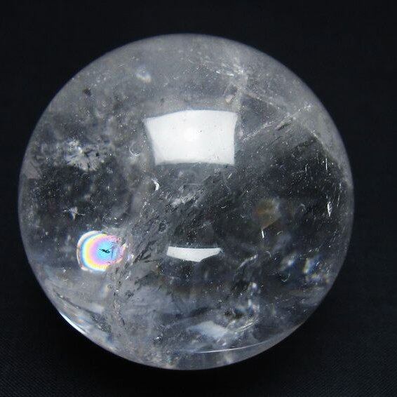 水晶 丸玉 虹入り 61mm スフィア 置物 水晶玉 一点物 151-8803