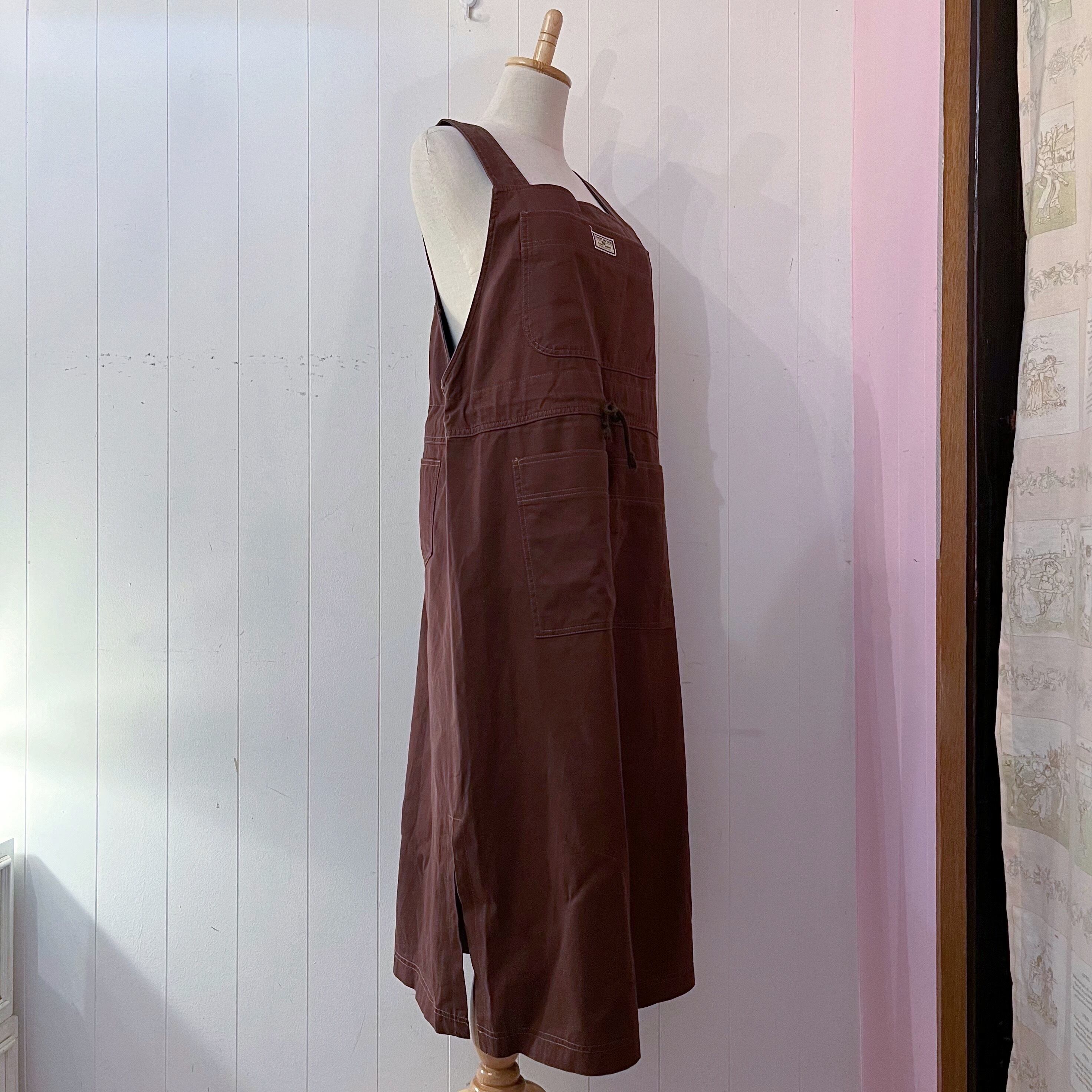 dog wappen brown pocket jumper skirt