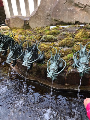 開運根付16ミリ(オニキス手彫りシルバー朱雀＋水晶)花座金付シルバー糸