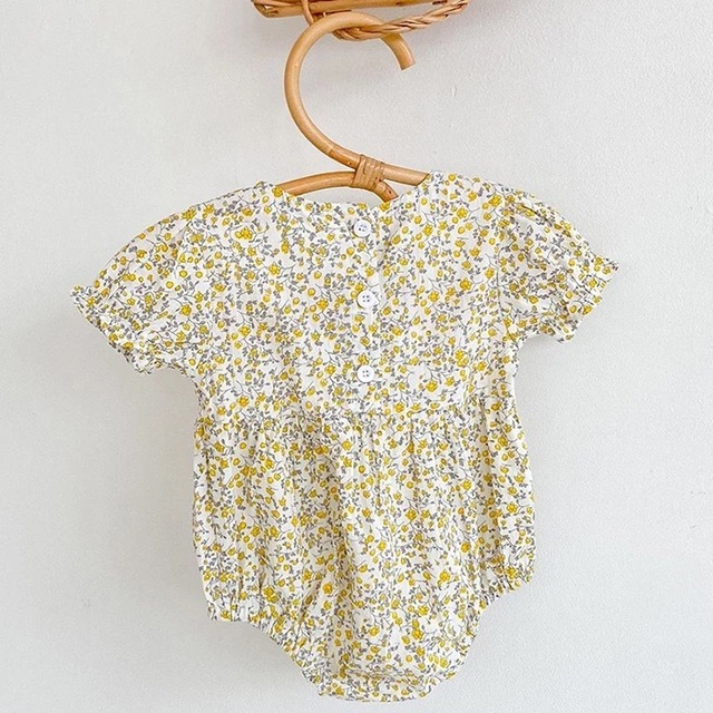 予約3点setフラワーロンパース＆エプロンボンネット