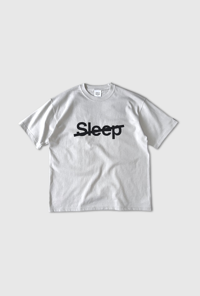 5月中旬発売予定【DON'T SLEEP(ドントスリープ)】 ヘビーウェイト ビックシルエットTシャツ／Sleep Slash（ブラック/ホワイト）