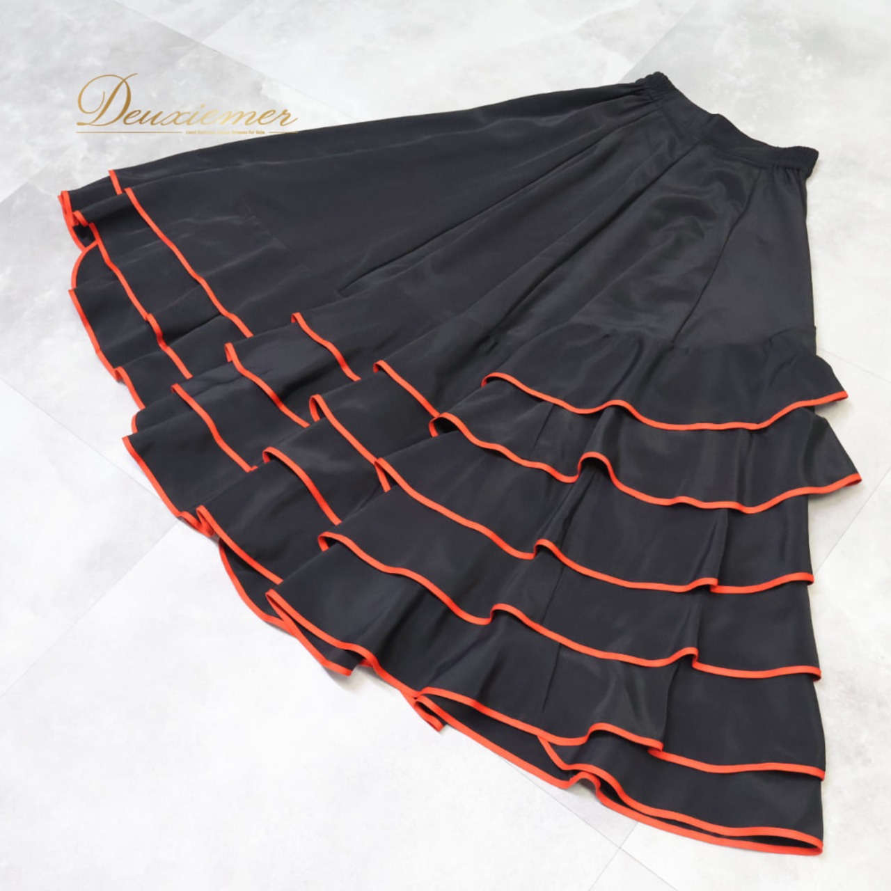 フラメンコ 衣装 prima boutique プリマブティック ファルダ スカート ブラック系 レッド系 黒 赤 ボランテ 段々 ライン 無地 レッスン 練習 レディース ダンス パーティ 発表会 ステージ 発表会衣装 舞台衣装