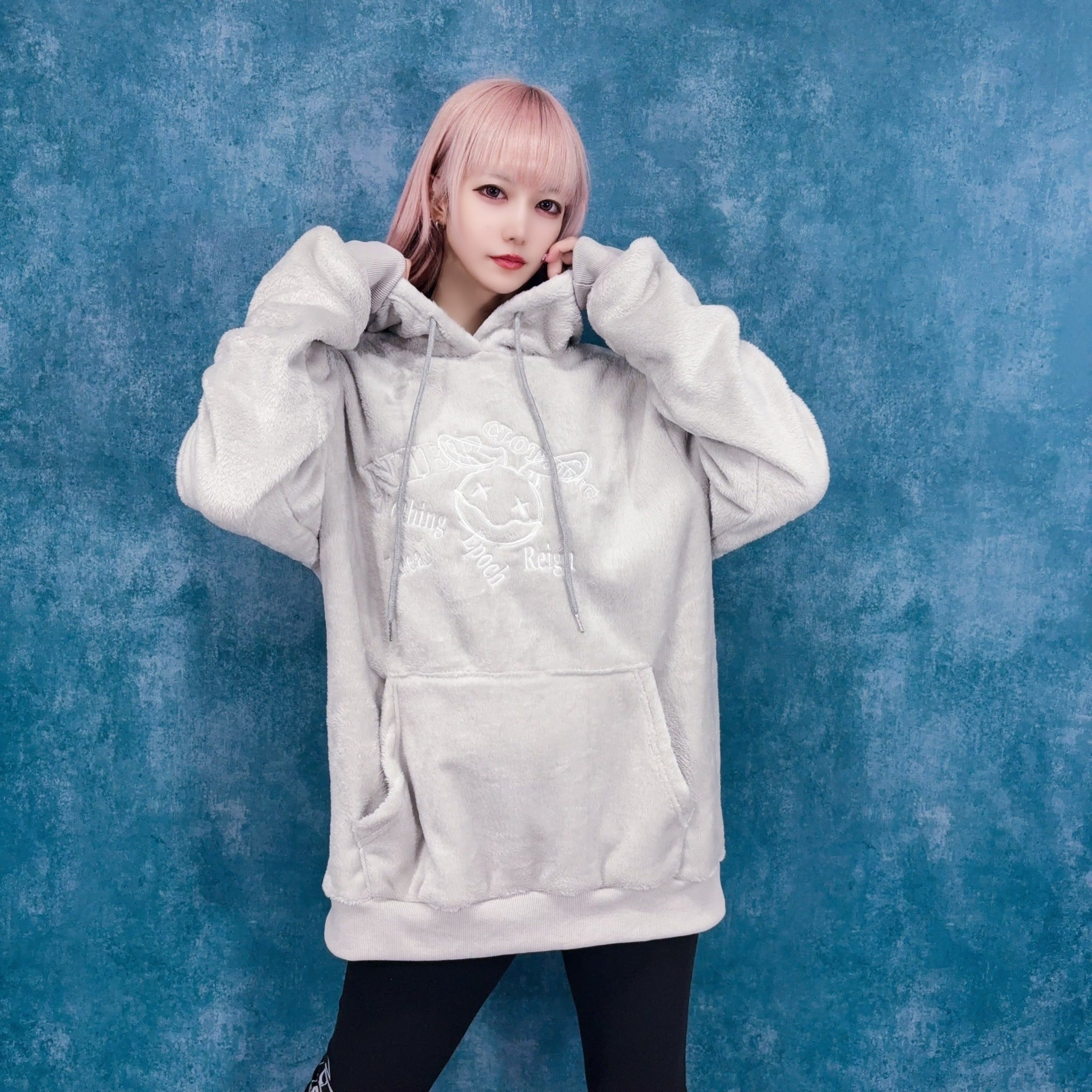 NIER刺繍ロゴ高品質グレーさらふわプルオーバーパーカー】 | NIER CLOTHING