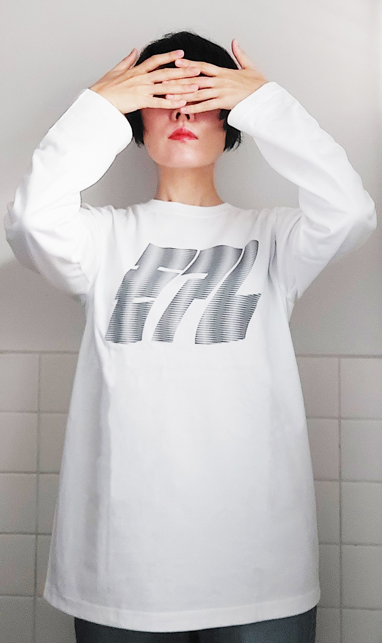 モアレった長袖T・紺