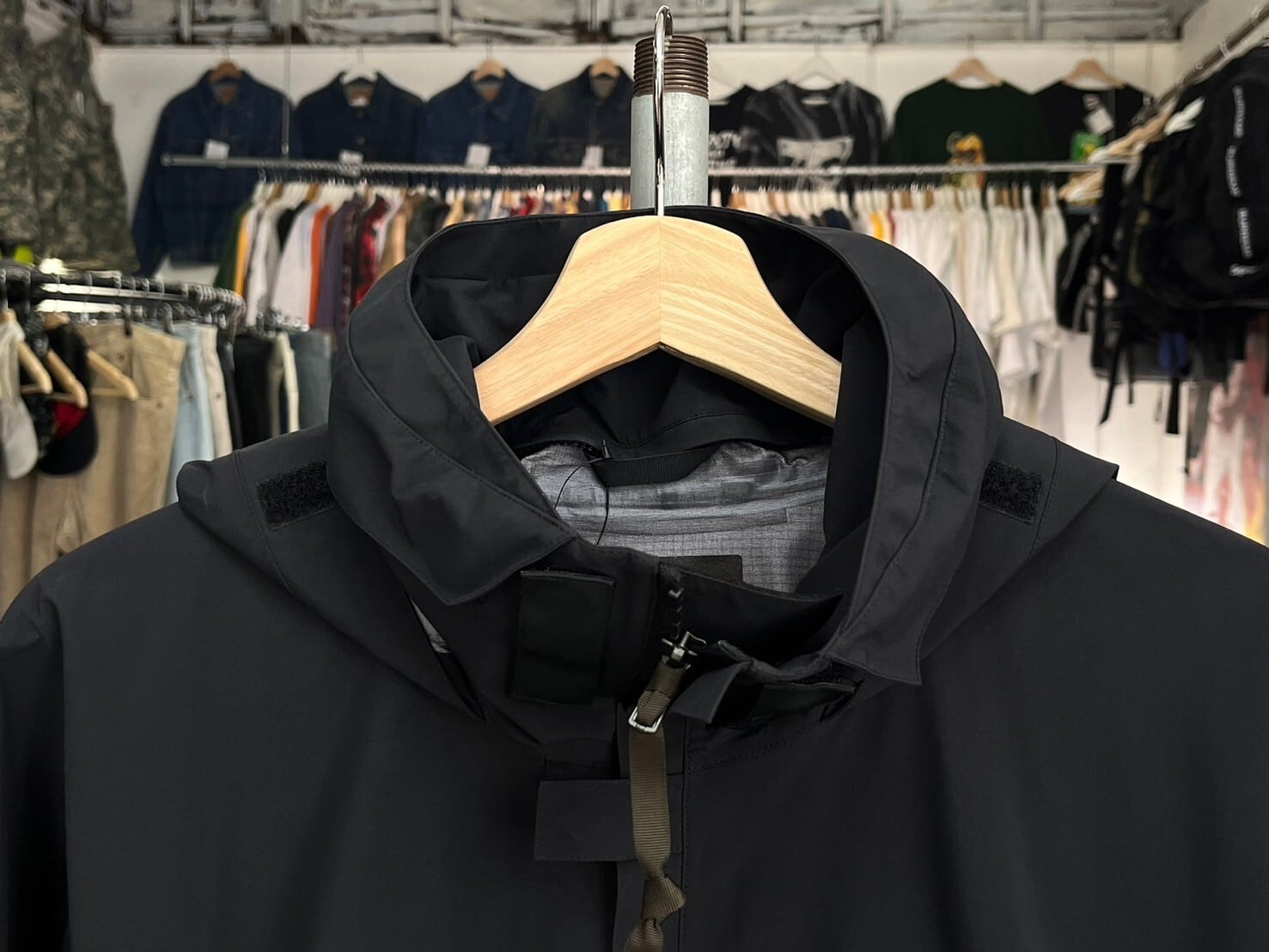 ACRONYM J28-GT PRO INTEROPS JACKET BLACK MEDIUM 12183 | BRAND 