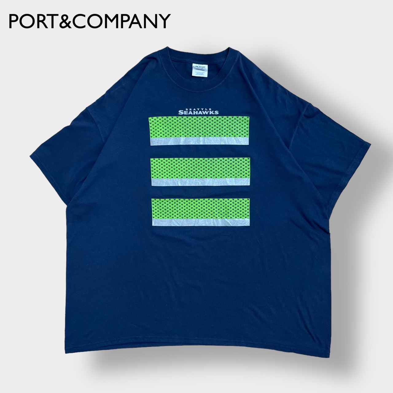 【PORT&COMPANY】NFL シアトル・シーホークス Tシャツ Seattle Seahawks  Tシャツ フットボール アメフト 3XL ビッグシルエット 両面プリント バックプリント 半袖 古着
