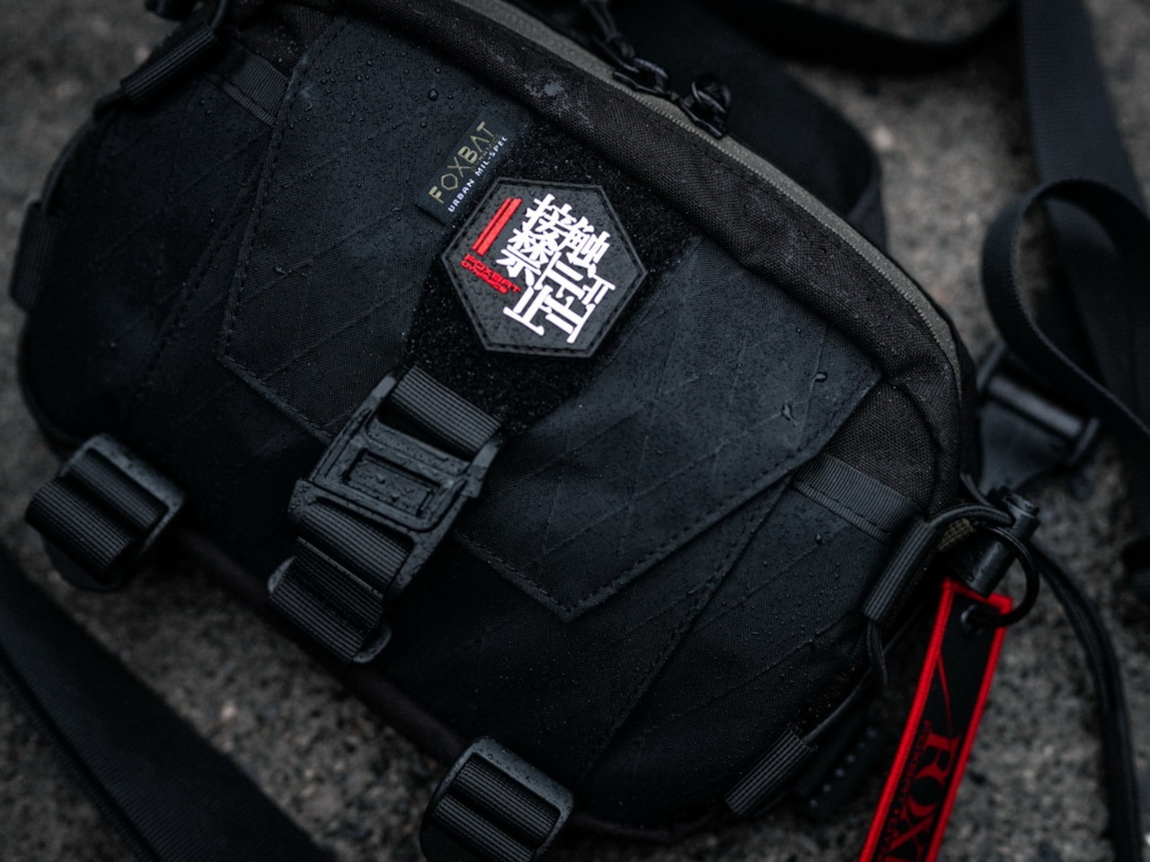 FOXBAT ベルクロパッチ 「接触禁止」