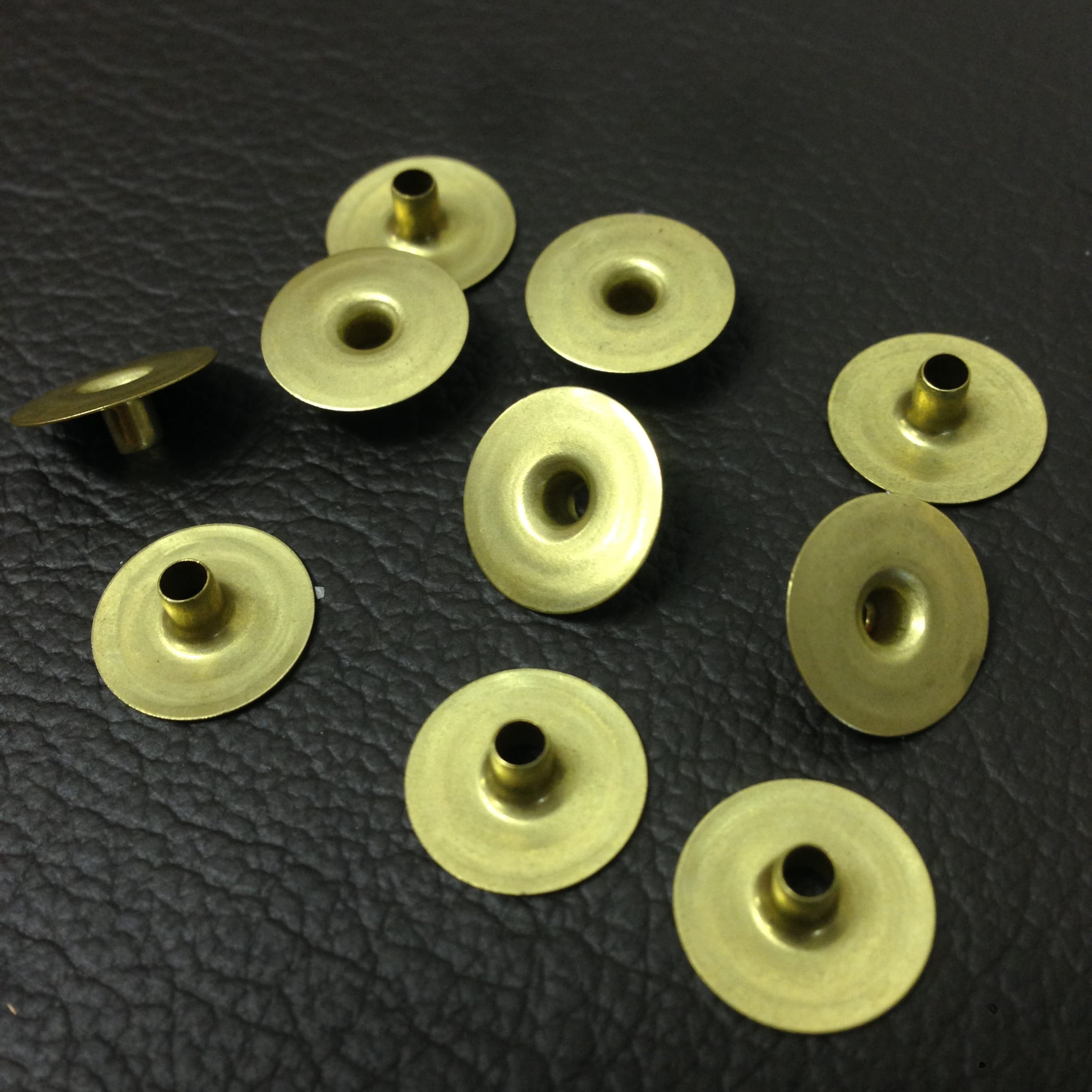 ハンシャ（大）【真鍮生地(10個入り）】JHS-6 | and leather 【初心者