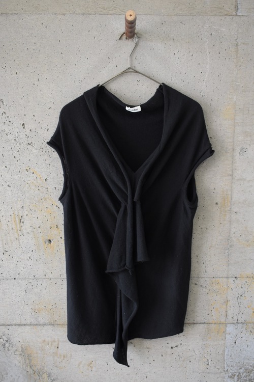 black ruffle knit