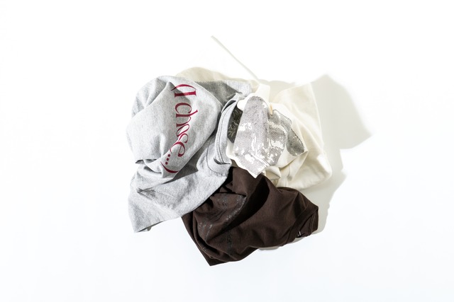 ORNAMENT STORE "Past archive products" White T-shirts
